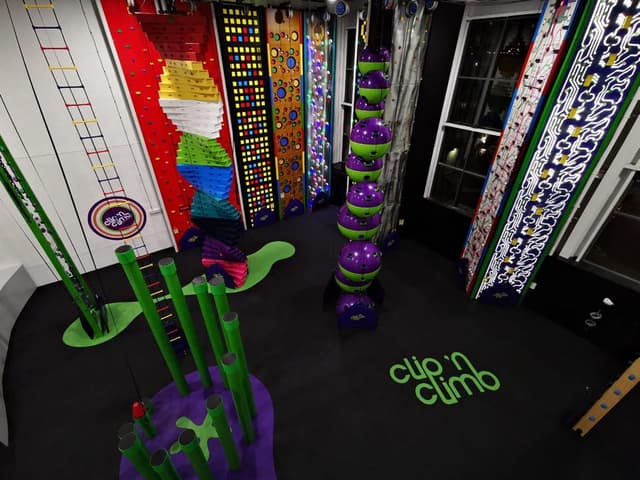 Clip & Climb